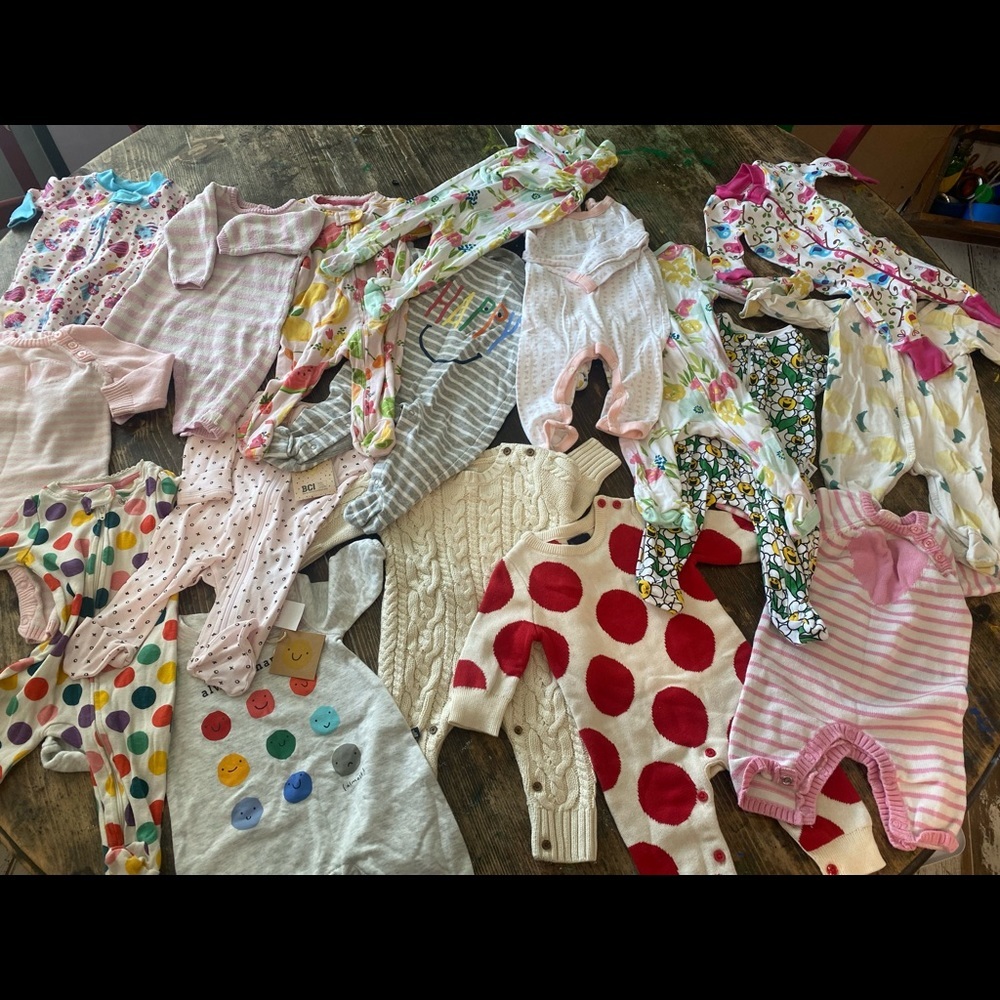 17 long sleeve/long pants ( some footed) baby GIRL one pieces💗👶🏻💗3 NWT